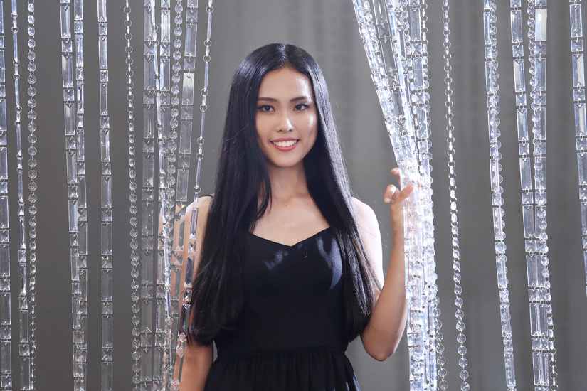 Hé lộ hình ảnh thí sinh Hoa hậu Hoàn vũ Việt Nam quay quảng bá cho đêm chung kết 3