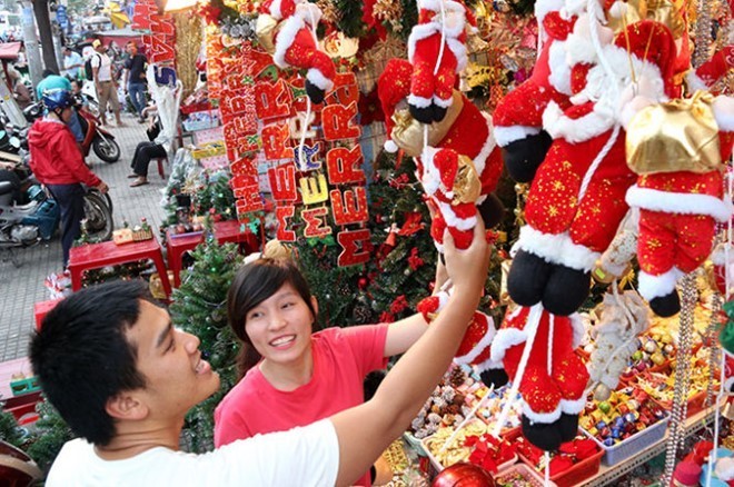 Gợi ý các địa điểm mua đồ trang trí Giáng Sinh ở Hà Nội 2