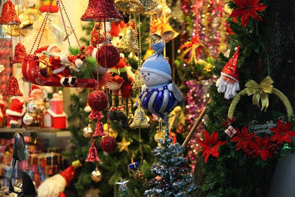 Gợi ý các địa điểm mua đồ trang trí Giáng Sinh ở Hà Nội 