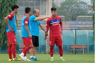 HLV Park Hang Seo cho U23 Việt Nam chơi với chiến thuật cực lạ