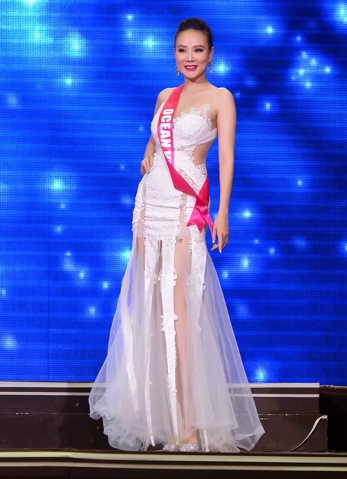 Dương Yến Ngọc đăng quang Hoa hậu Quý bà Hòa bình Thế giới 2017 2