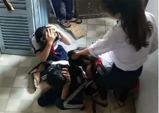 Kiên Giang: 2 nữ sinh lớp 9 đánh bạn dã man đã bị buộc thôi học