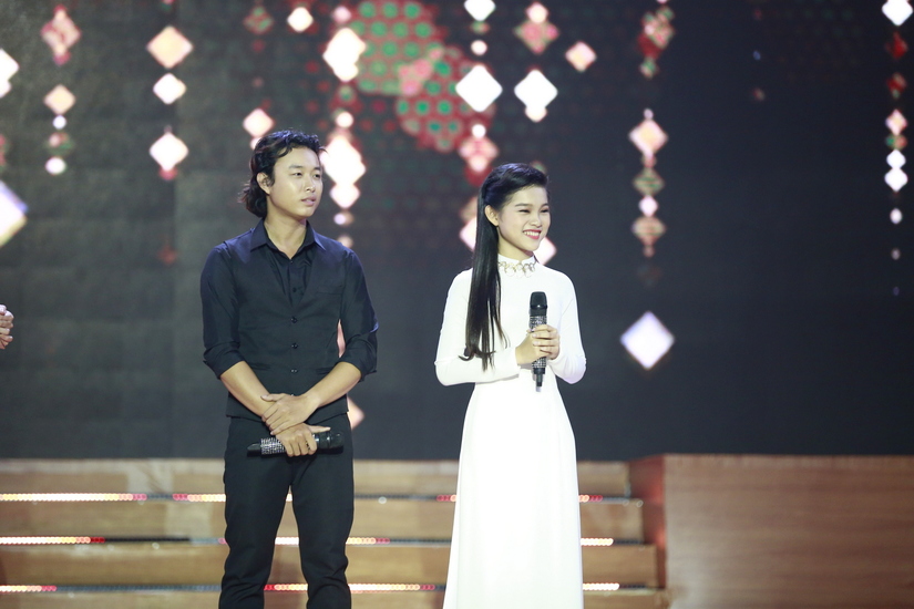 Quang Linh phản đối thí sinh vừa hát vừa khóc trong Solo cùng Bolero