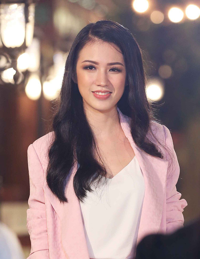 Biên tập viên VTV gây sốt tại Hoa hậu Hoàn vũ Việt Nam là ai? 3