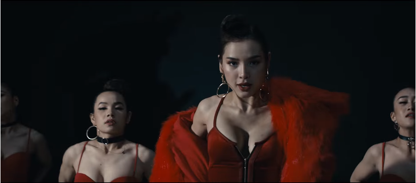 Phương Trinh Jolie sexy và bí ẩn trong teaser MV cổ trang Em không muốn cô đơn 3