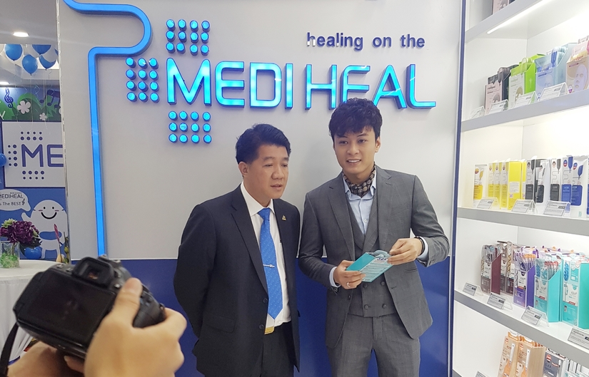 Diễn viên Hồng Đăng tham gia lễ ra mắt showroom Mediheal Hà Nội a
