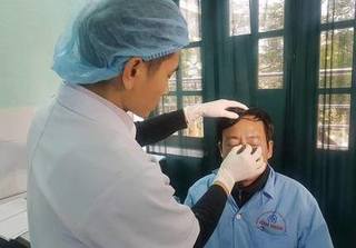 Bắt khẩn cấp đối tượng đấm gãy mũi bác sĩ ở Thái Bình