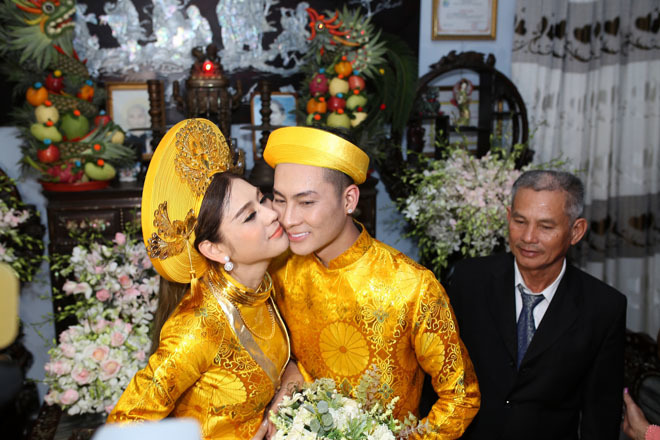 Trải qua những đau khổ, Lâm Khánh Chi đã có hạnh phúc với đám cưới hoành tráng 11