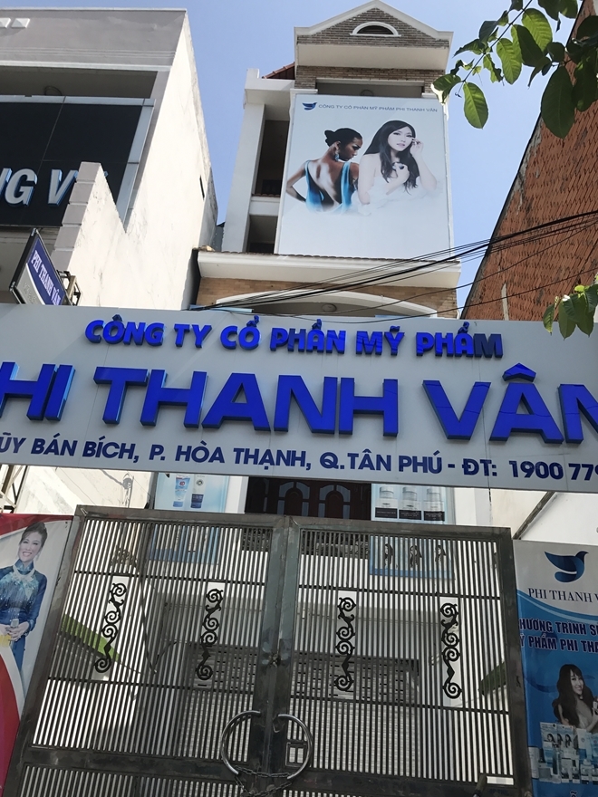 Trụ sở Công ty Cổ phần Mỹ phẩm Phi Thanh Vân (tại 588 Lũy Bán Bích, p. Hòa Thạnh, quận Tân Phú, TP.HCM).