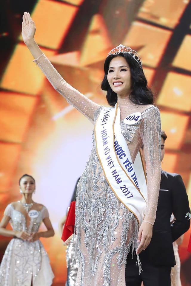 Hoàng Thùy lần đầu lên tiếng sau khi trượt Hoa hậu Hoàn Vũ 2017