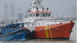 11 thuyền viên gặp nạn trên biển an toàn vào bờ