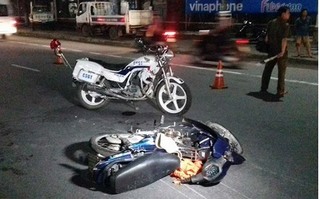 Truy đuổi người vi phạm, xe CSGT tông chết người qua đường