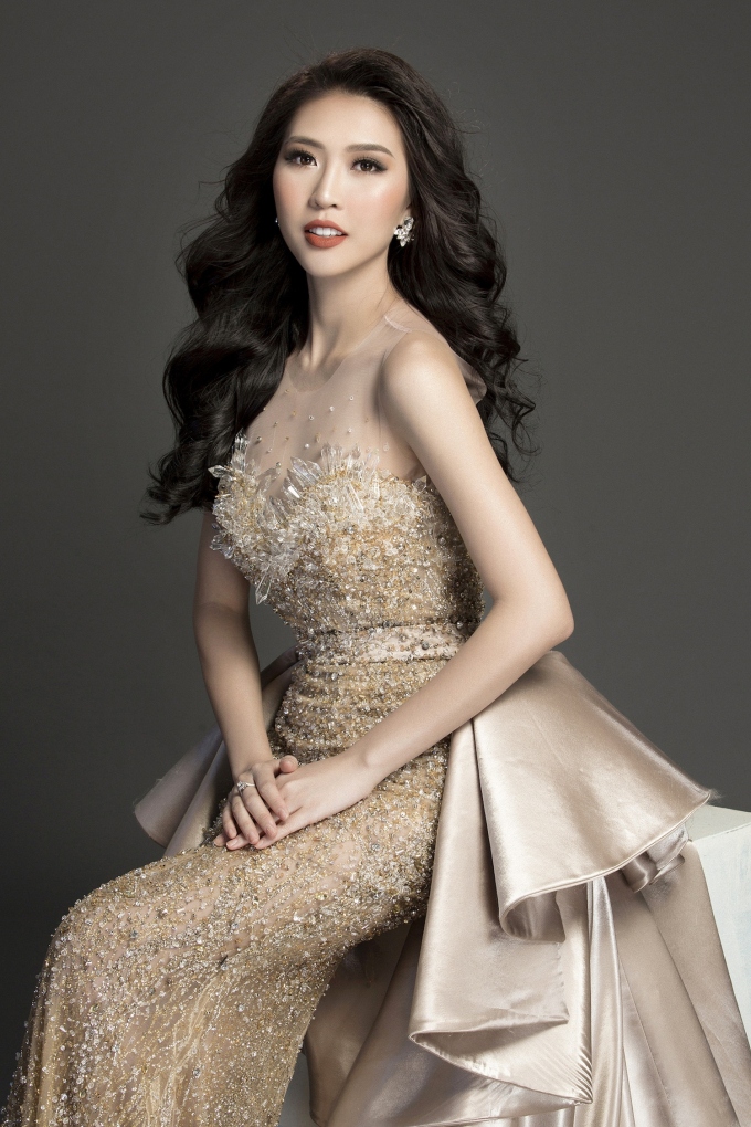 trang phục dạ hội của Tường Linh trước chung kết Hoa hậu Liên lục địa 2017