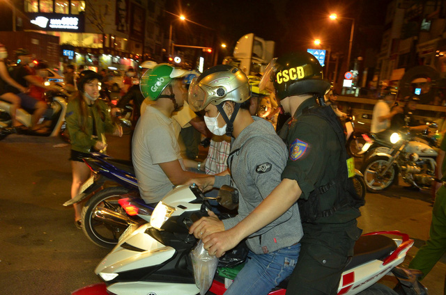 TP. HCM: Tạm giữ 186 phương tiện sau chiến thắng của U23 Việt Nam