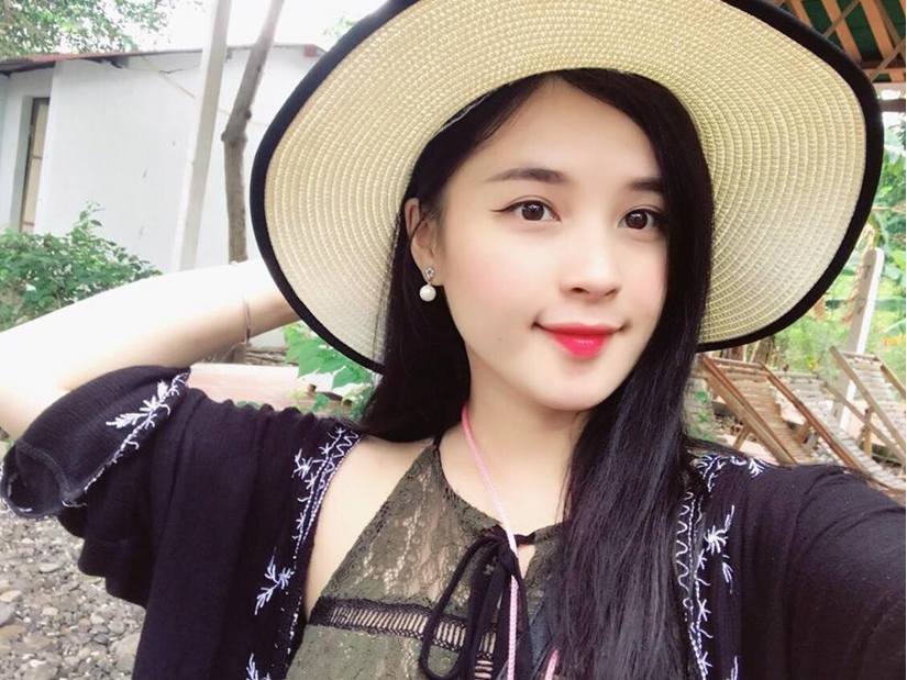 Bạn gái hot girl của tuyển thủ U23 Việt Nam3