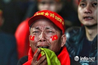 Nước mắt đã rơi, nhưng U23 Việt Nam mãi là anh hùng vô địch trong triệu con tim người hâm mộ