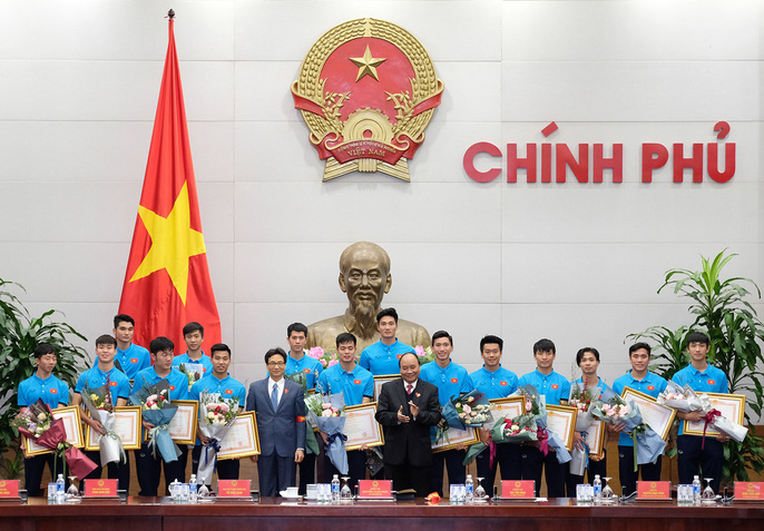 Thủ tướng trao Huân chương lao động hạng Nhất cho U23 Việt Nam