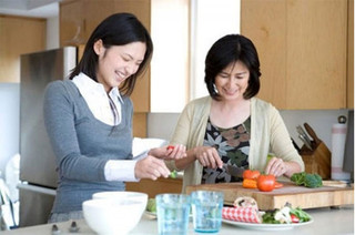 Chỉ đến Tết mới có dịp về bên mẹ 