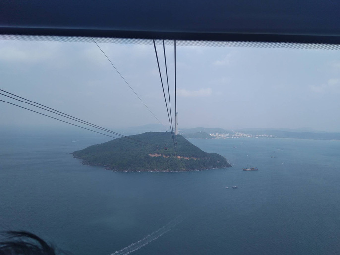 Ngắm cáp treo dài nhất thế giới tại Phú Quốc ngày khánh thành8