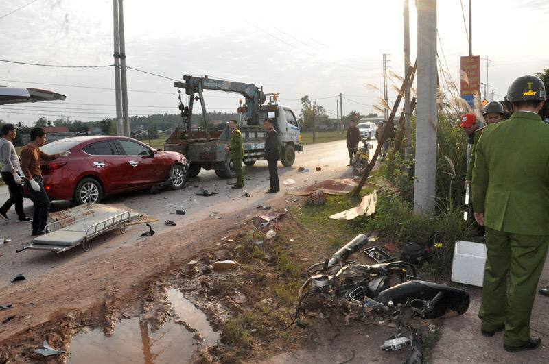 Quảng Ninh: 3 người thương vong sau tai nạn liên hoàn