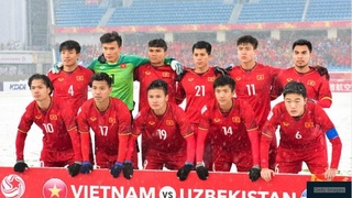 Được thưởng lớn, tiền vệ U23 Việt Nam gửi hết tiền cho mẹ giữ
