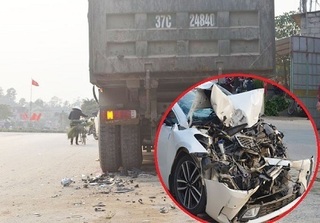 Nghệ An: Tông phải đuôi xe tải, tài xế ô tô con tử vong tại chỗ