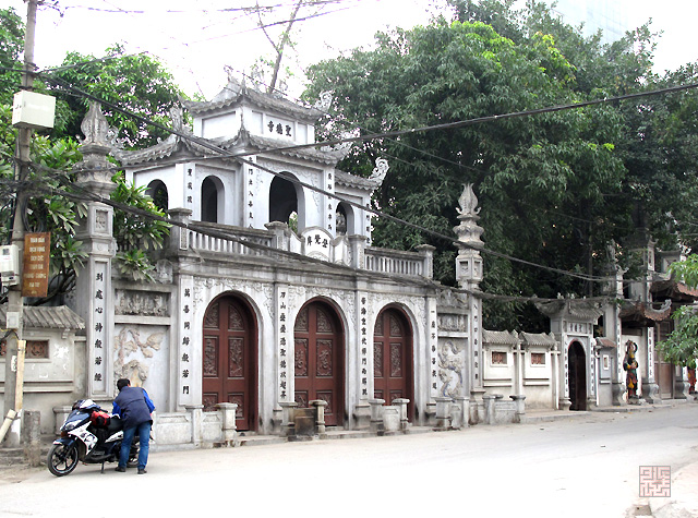 Những ngôi chùa cầu may ở Hà Nội không nên bỏ lỡ dịp đầu năm