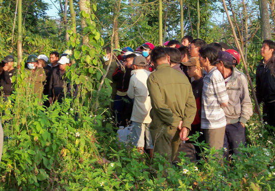 Đắk Lắk: Một thai phụ chết trong tư thế treo cổ ở vườn tiêu