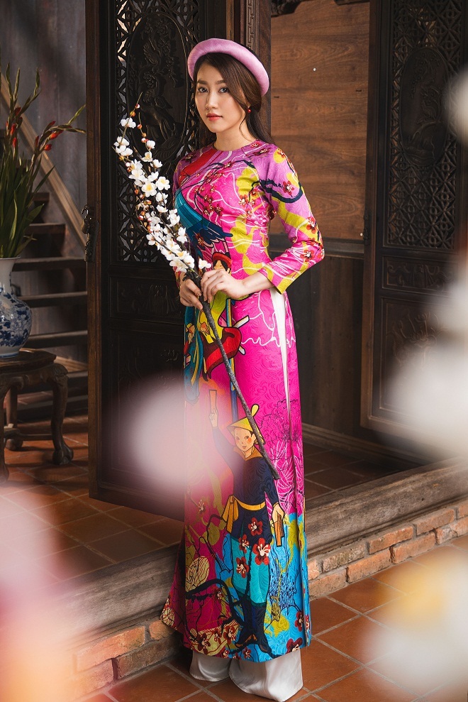 Nữ diễn viên Hồng Loan thanh lịch trong tà áo dài truyền thống4