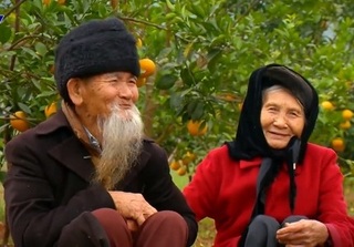 Tình yêu 70 năm của cặp vợ chồng già 'thương mãi khi chết thì thôi' khiến người người ngưỡng mộ