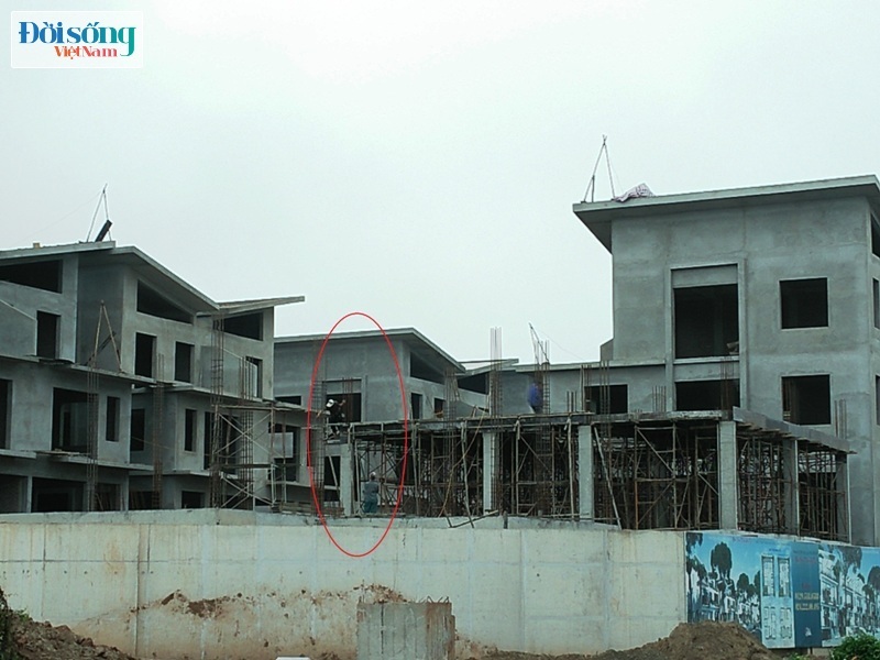  Dự án Khai Sơn Hill Long Biên thi công rầm rộ 