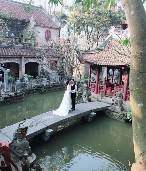 Hậu trường chụp ảnh cưới tình tứ của Khắc Việt và bạn gái DJ