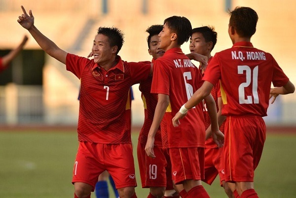 U16 Việt Nam xuất sắc đánh bại đối thủ Thái Lan 