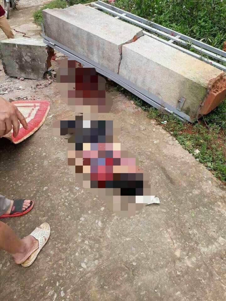 Lào Cai: Cổng trường đổ sập, 2 học sinh thương vong