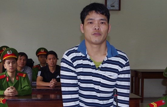 Đòi 'yêu' bất thành, dùng gạch đập vào đầu bạn gái đến chết