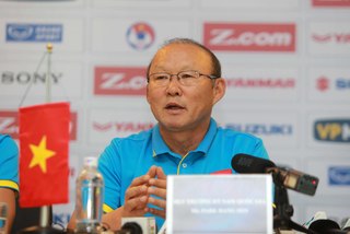 HLV Park Hang Seo nói gì khi giúp Việt Nam có điểm trước Jordan?