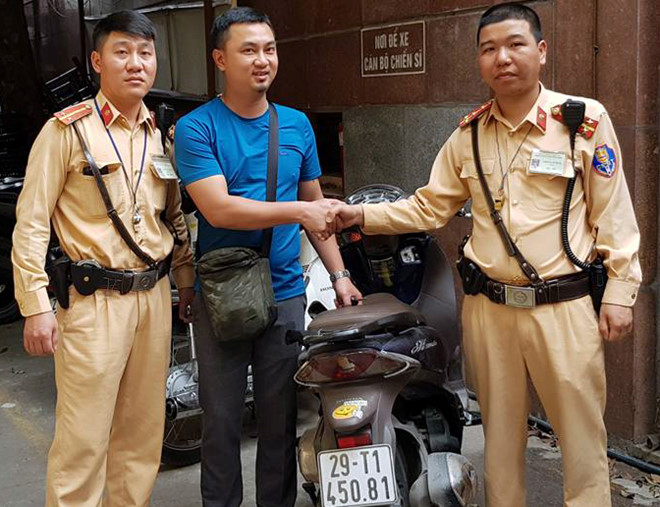 Đại úy CSGT Hà Nội bắt nóng tên trộm bẻ khóa xe SH trong 5 giây