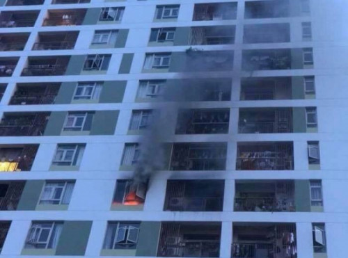 Vụ cháy chung cư Parc Spring ở Sài Gòn là do nướng mực?