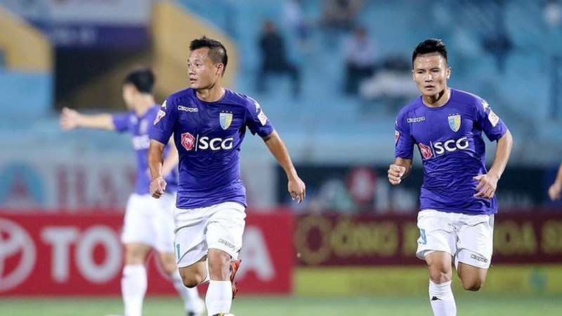 Cầu thủ Hà Nội bảo vệ Tăng Tiến nói HAGL phạt vô lý