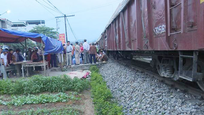 Lào Cai: Va chạm với tàu hỏa, một phụ nữ tử vong