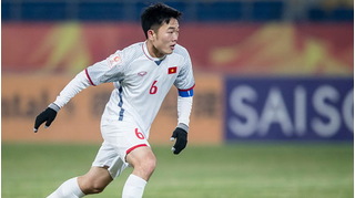Tiền vệ Lương Xuân Trường được ban tổ chức V.League vinh danh