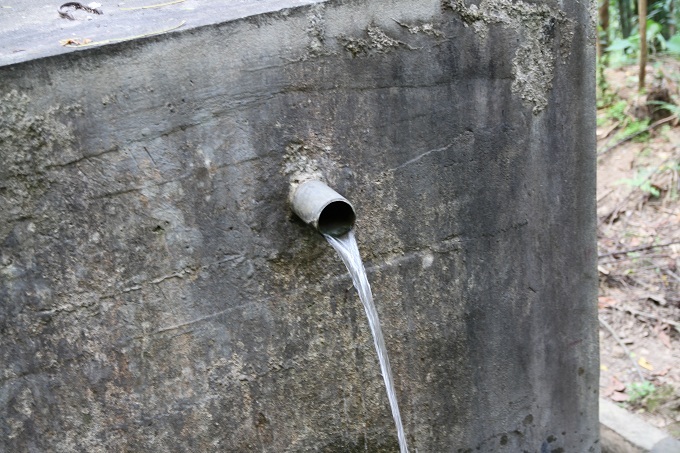 Đột nhập nơi cung cấp nguồn nước sạch được dùng để rửa chuồng lợn14