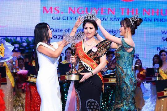 Hoa hậu Doanh nhân thế giới người Việt 2018 mua bán hóa đơn2