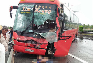 Tai nạn trên cao tốc TP. HCM - Trung Lương 2 người thương vong