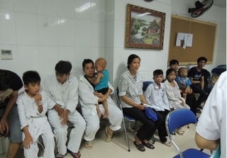 BV Việt Đức khám sàng lọc miễn phí cho trẻ em