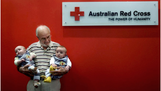Người đàn ông dành 60 năm cuộc đời hiến máu cứu 2,4 triệu trẻ sơ sinh