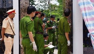 Khỏi tố vụ án con gái chém mẹ ruột rồi nhảy cầu tự tử