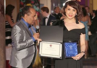 Tuyết Lê - NTK Việt Nam đầu tiên đạt giải cao nhất trong LHP Ngắn và Thời trang GSF Cannes tại Pháp