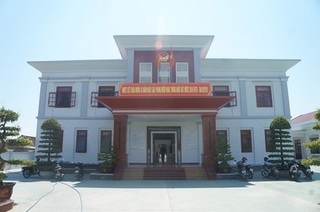 Quảng Nam: Choáng ngợp trước trụ sở ủy ban xã 20 tỷ đồng