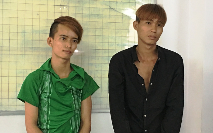 Nhóm cướp đâm 2 thanh niên ở Sài Gòn khai đi cướp vì... gái 
